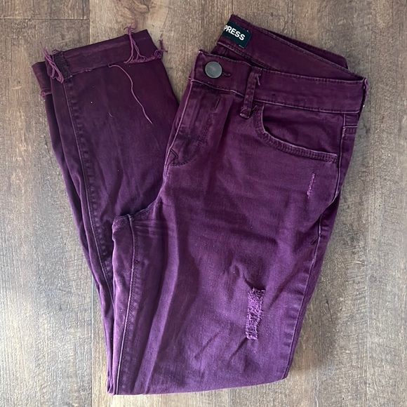 Express Burgundy Ankle Mid Rise Legging Jeans, size 2 - Picture 1 of 3